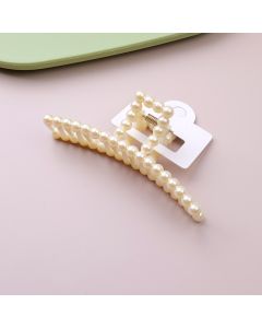 Pearl Line Acrylic Claw Clip